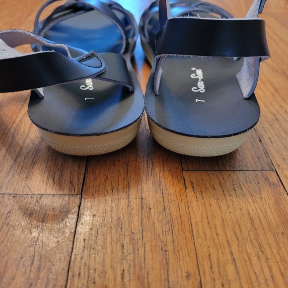 Sun San Sandals Black Leather Strappy Buckle 7 Summer Comfort Neutral Beach - Picture 3 of 9